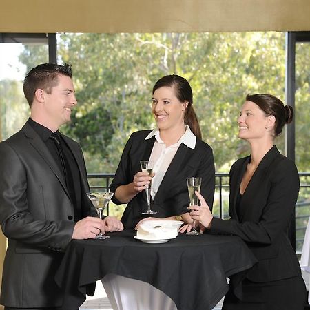 Assured Ascot Quays Apartment Hotel Perth Extérieur photo