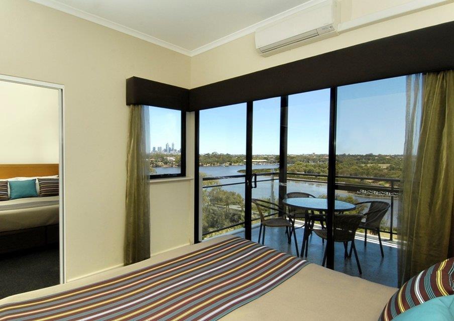 Assured Ascot Quays Apartment Hotel Perth Chambre photo
