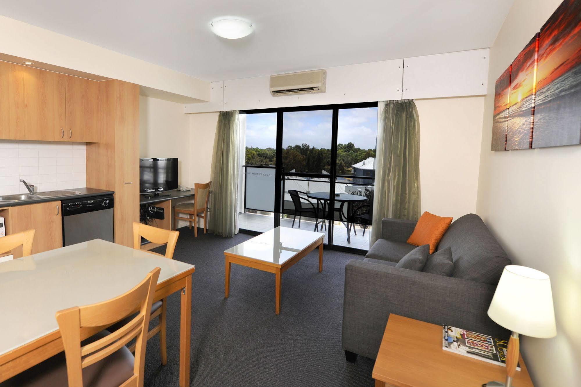Assured Ascot Quays Apartment Hotel Perth Extérieur photo